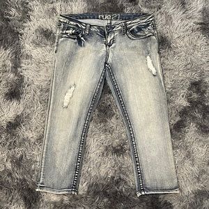 Rue 21 Distressed Capri Jeans